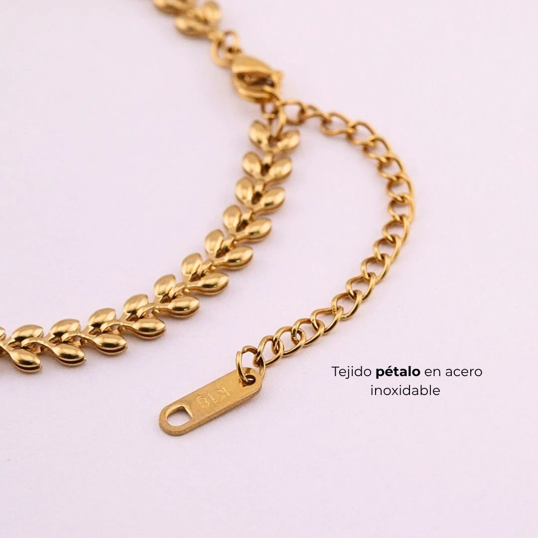 Pulsera pétalos dorada en acero inoxidable | Helix Body Jewelry