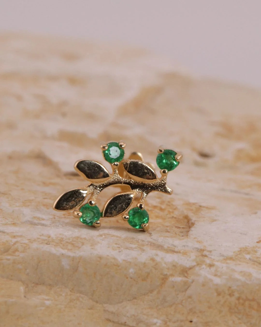 Labret Ramo de Esmeraldas Oro 18K