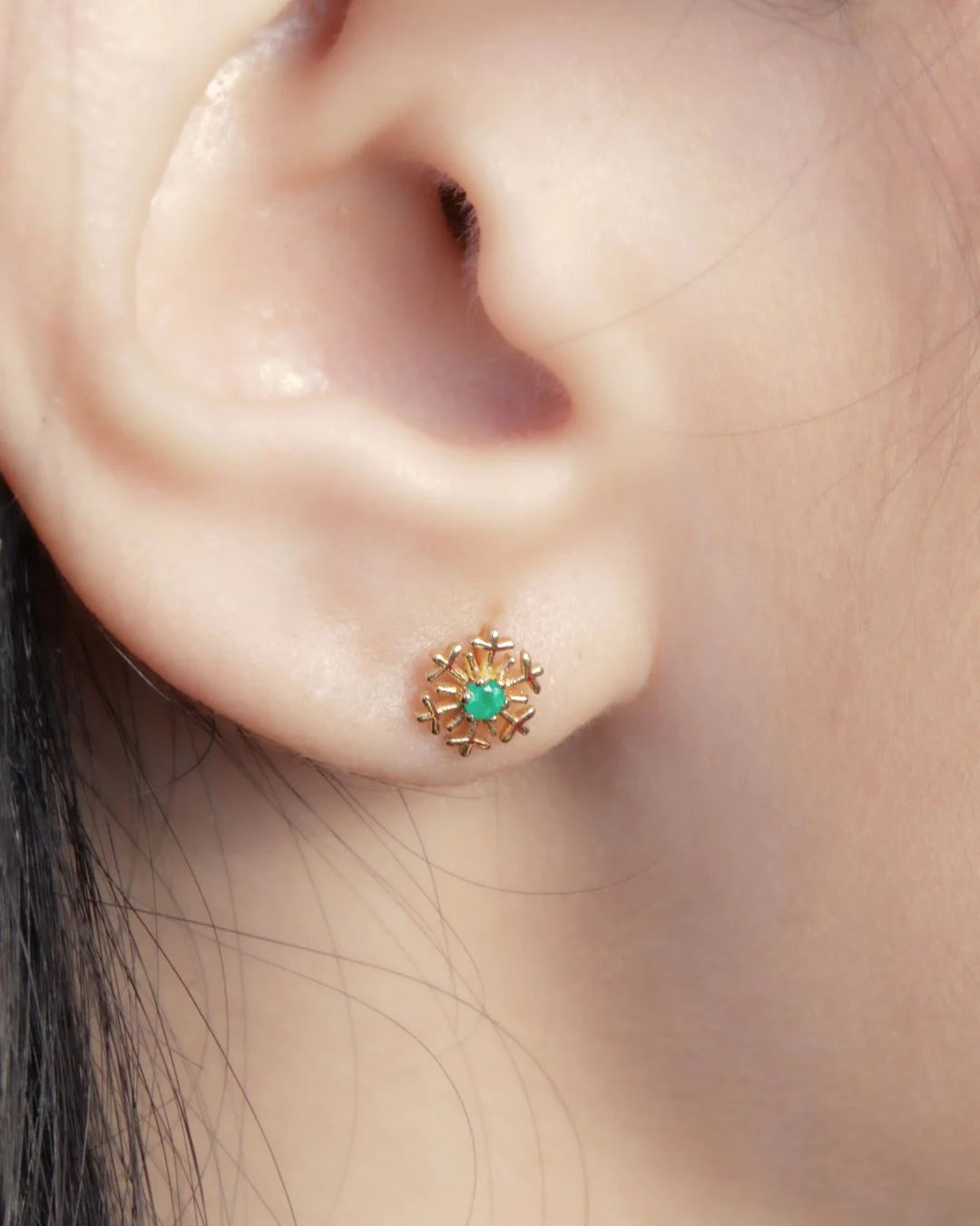 Copo de Nieve Esmeralda en Oro 18K