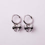 Pendientes Tipo Candonga con Moños Delicados - Acero Inoxidable Dorado y Plateado - Helix Body Jewelry - Tienda Online de Piercings