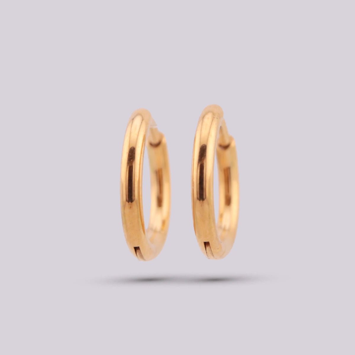 Candonga dorada en Titanio - Sagitary - Helix Body Jewelry - Tienda Online de Piercings