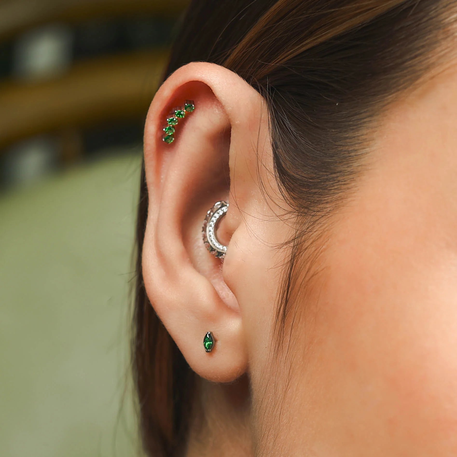 Labret Zafiro Verde · Titanio Grado Implante