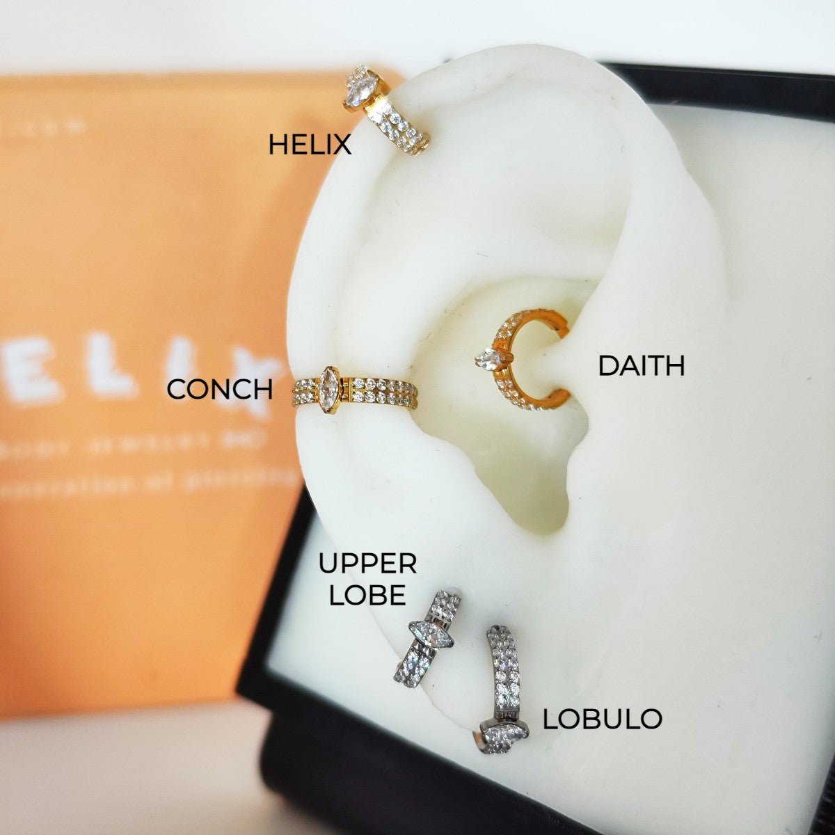 Aro en titanio con sistema clicker - Gema - Helix Body Jewelry - Tienda Online de Piercings