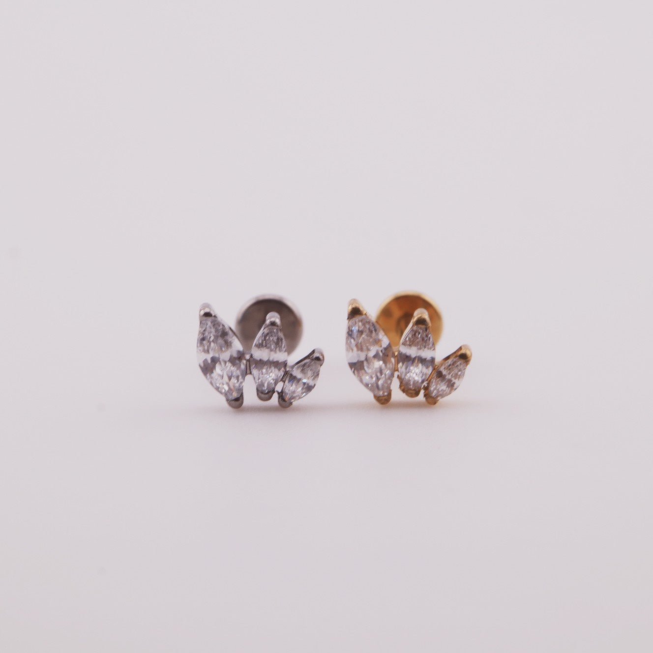 Labret con forma de corona - Mery - Helix Body Jewelry - Tienda Online de Piercings