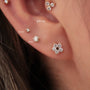 Pendiente para oreja en oro 18K con diamante 2mm - Helix Body Jewelry - Tienda Online de Piercings