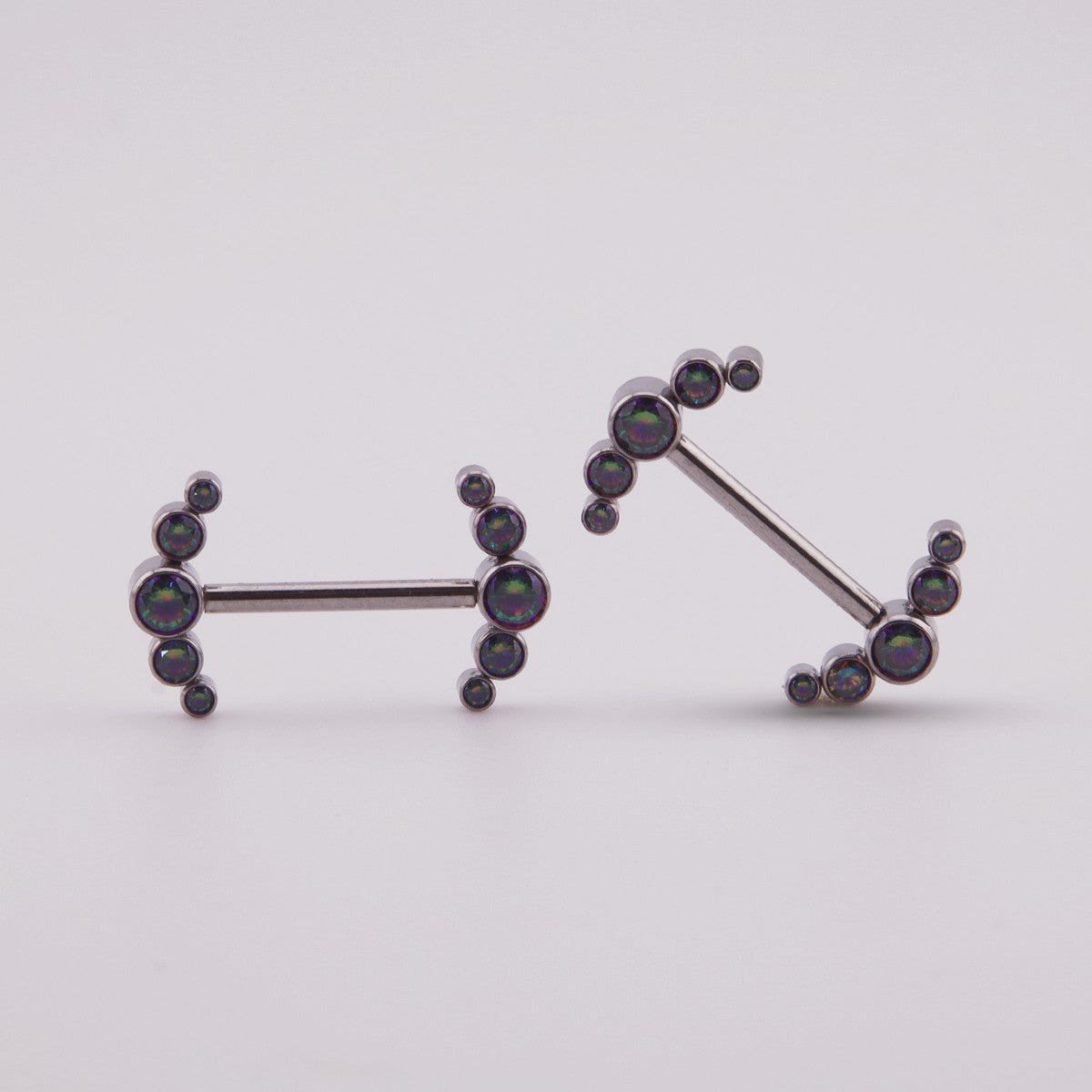Piercing de Pezón Tania - Helix Body Jewelry - Tienda Online de Piercings