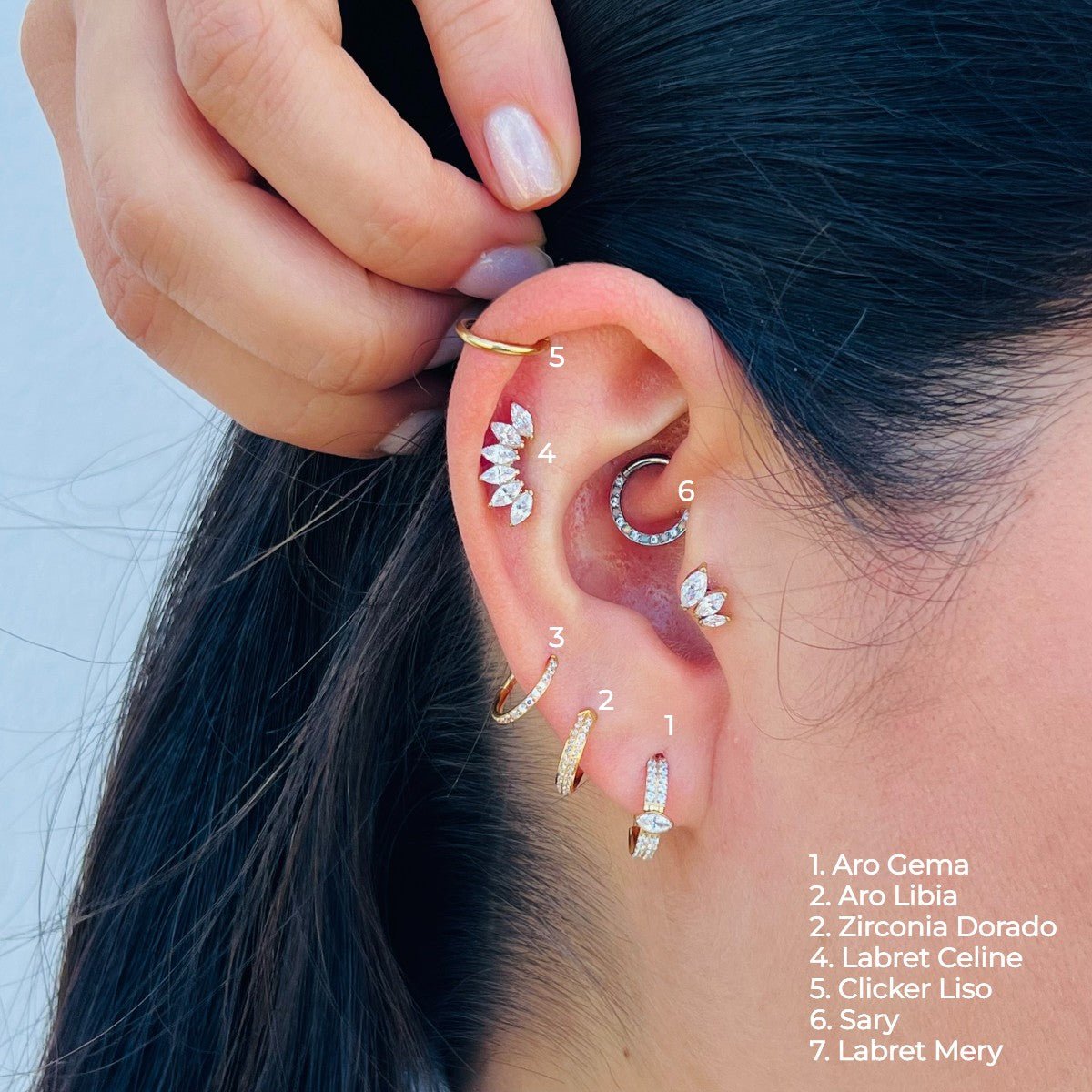 Piercing en titanio - labret Celine - Helix Body Jewelry - Tienda Online de Piercings