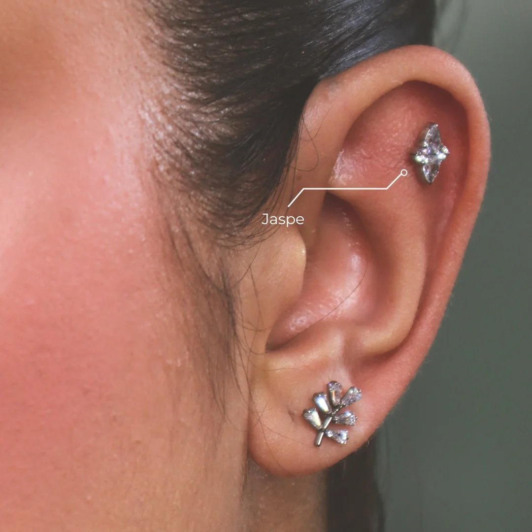Labret Jaspe en Titanio Grado Implante – Diseño Natural con Zircones - Helix Body Jewelry - Tienda Online de Piercings