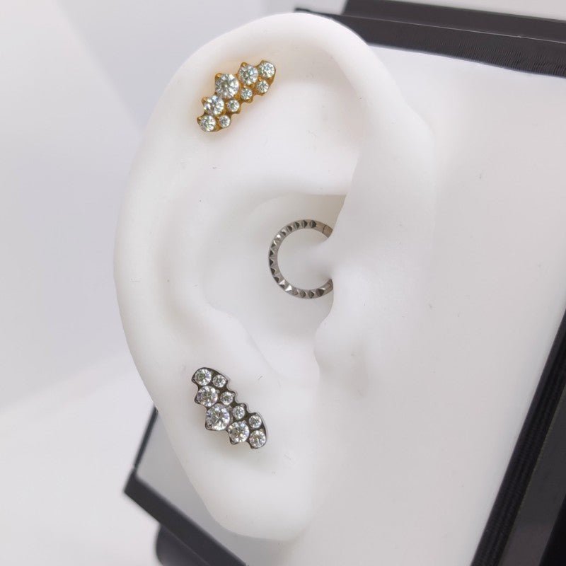 Labret en titanio Condal - Helix Body Jewelry - Tienda Online de Piercings