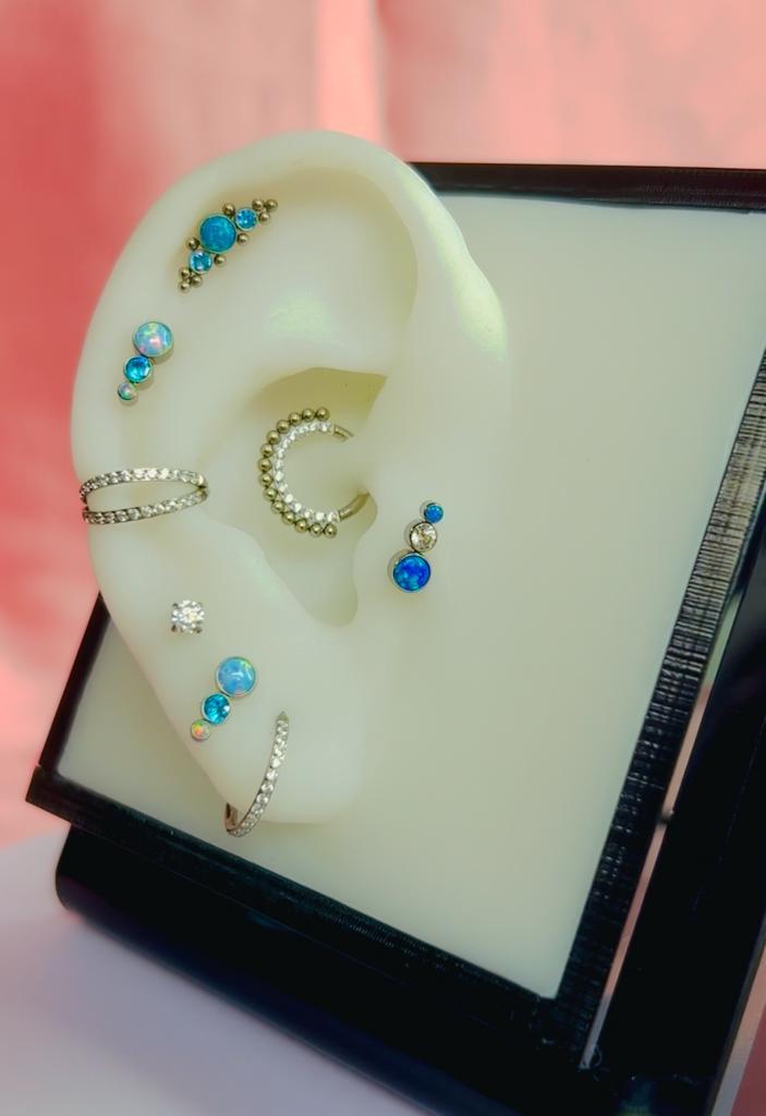 Labret en titanio Nilo - Helix Body Jewelry - Tienda Online de Piercings